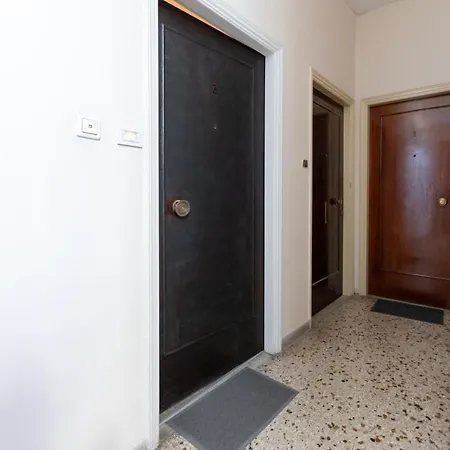 Acropolis Vista Retreat Apartment *